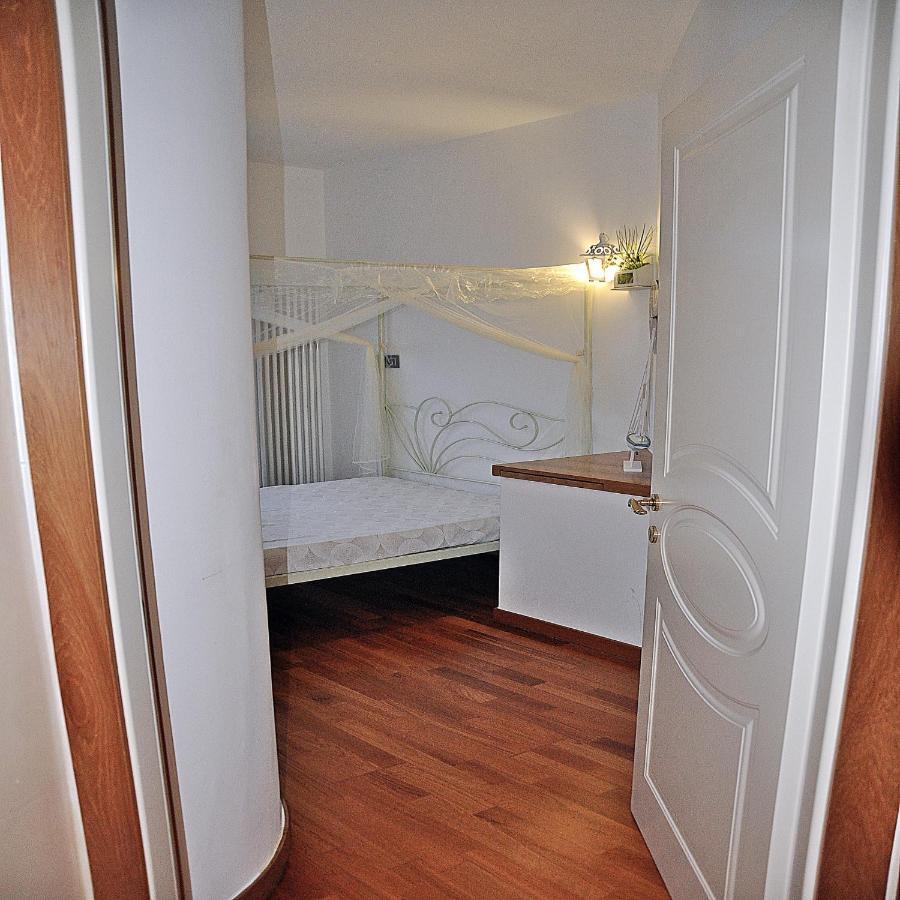 The Sea From The Hills Apartment Casarza Ligure Exterior photo